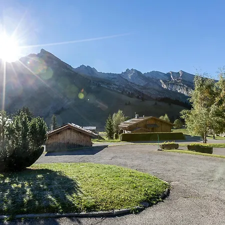 Rez-de-chalet Avec Terrasse Plein Sud, Sur Les Pistes De De Fond - 6 Pers, - Fr-1-437-29
